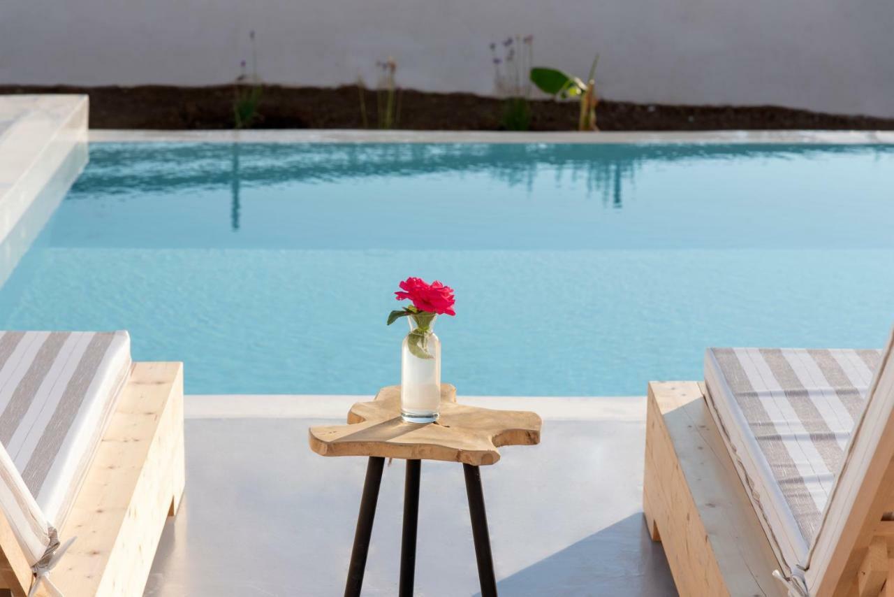 Paros Elitas Villas Esterno foto