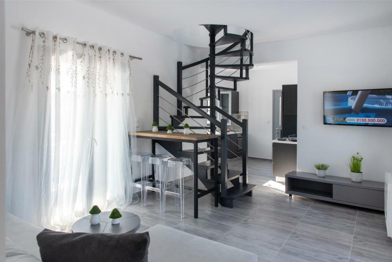 Paros Elitas Villas Esterno foto